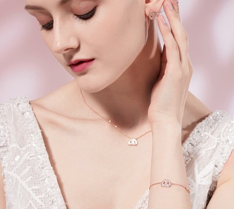 How to Choose a Meaningful Silver Jewelry Gift for a Loved One