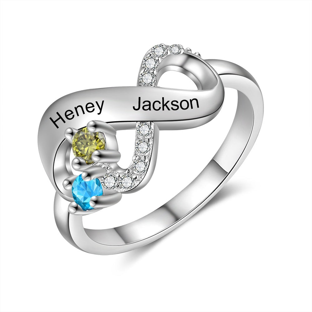 Anello personalizzato Infinity 2-4 con nome inciso
